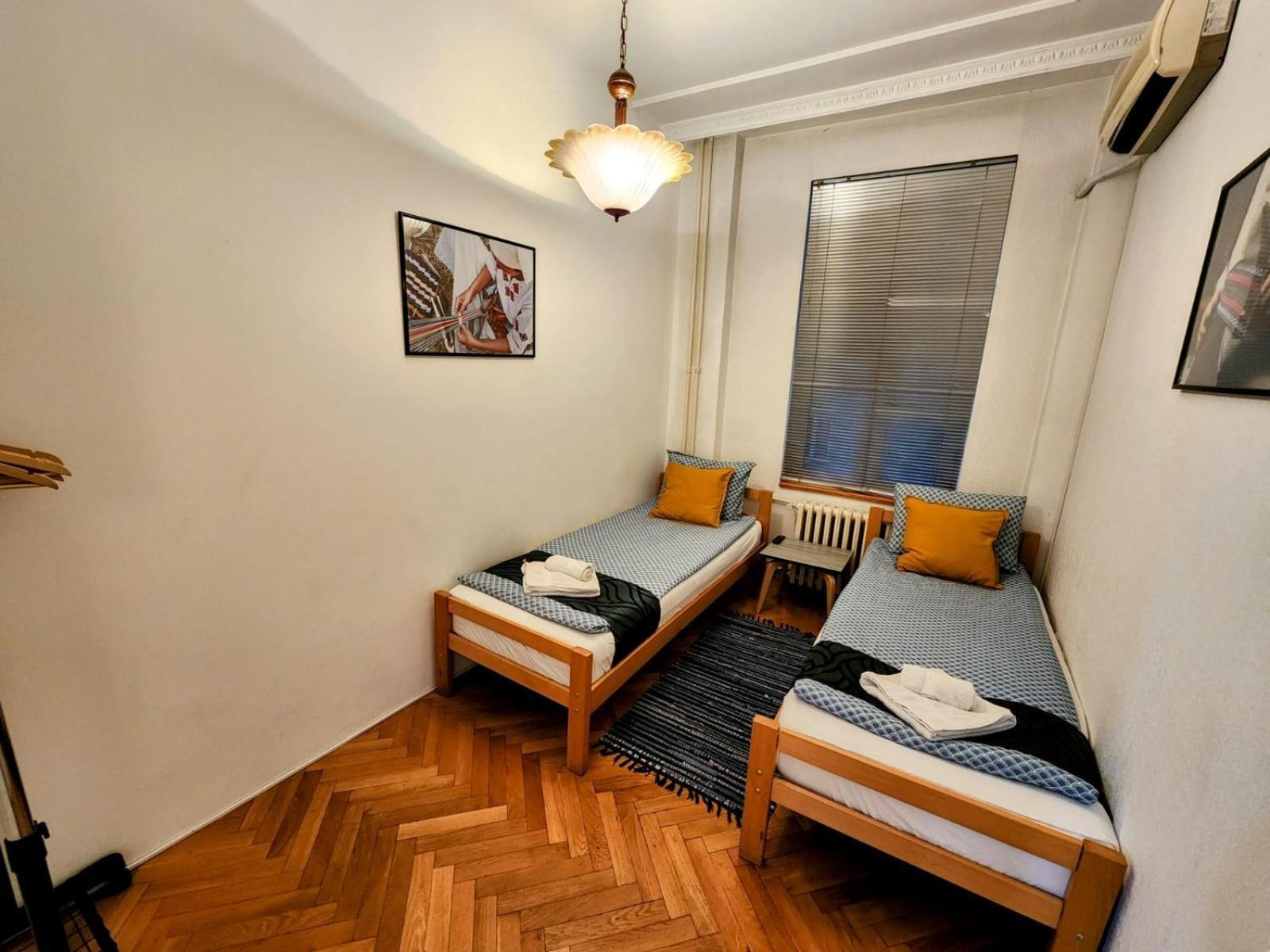 Authentic Belgrade Centre Apartments For Large Groups, Republic Square - Up To 47 People In 5 Apartments Room photo