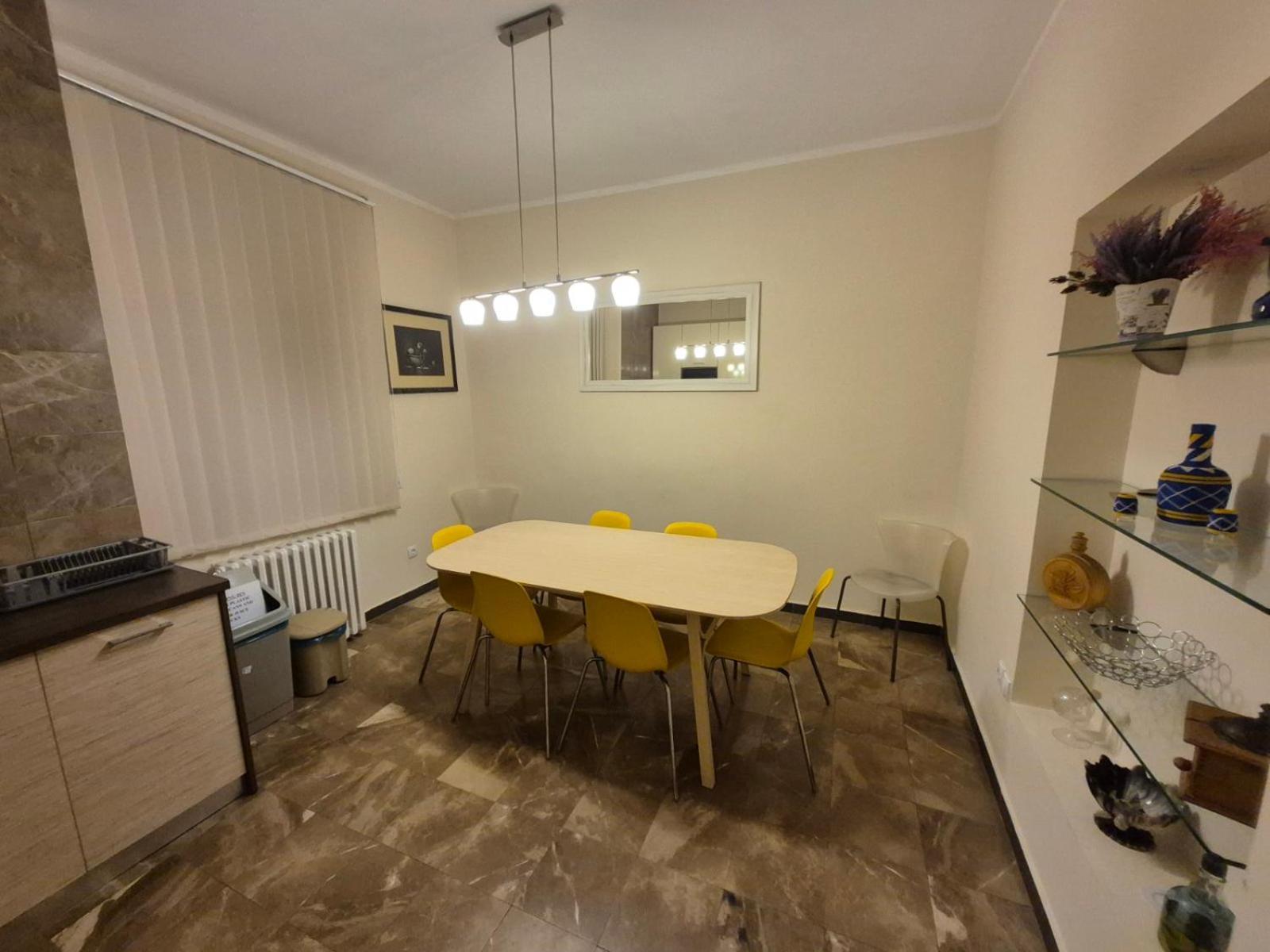 Authentic Belgrade Centre Apartments For Large Groups, Republic Square - Up To 47 People In 5 Apartments Room photo