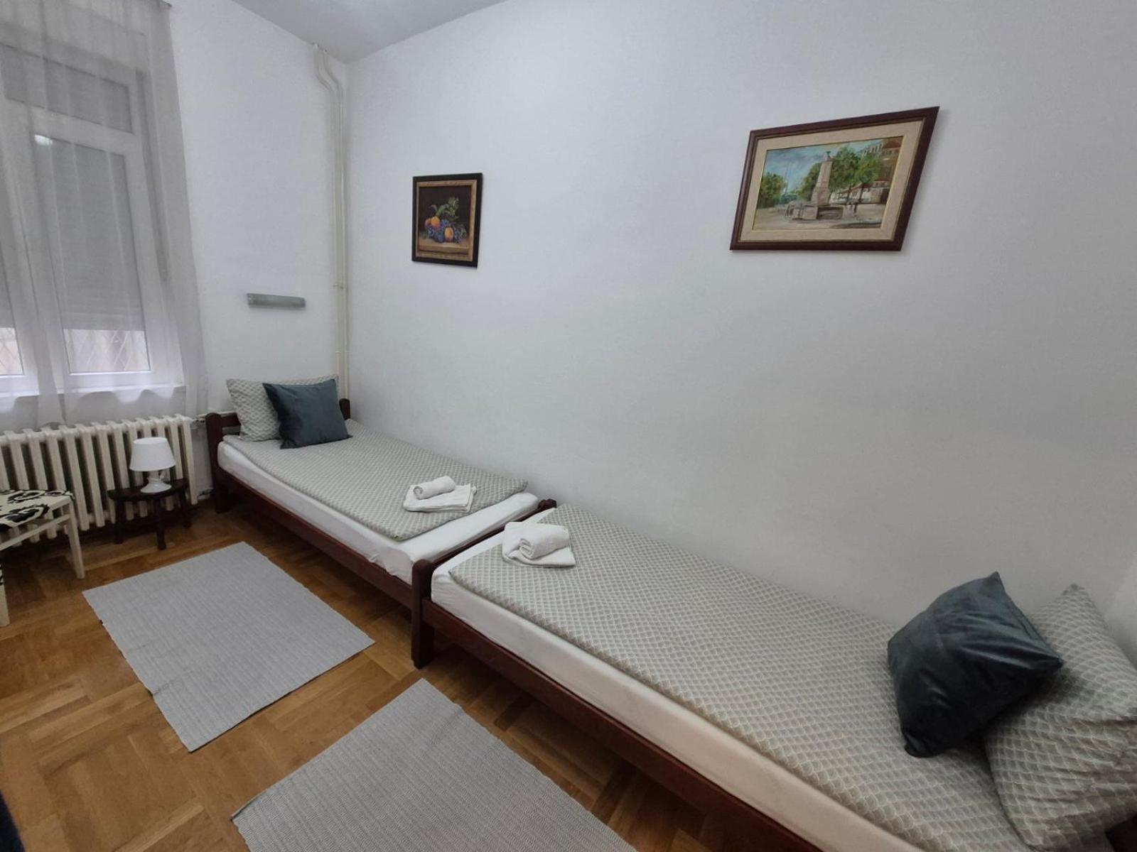 Authentic Belgrade Centre Apartments For Large Groups, Republic Square - Up To 47 People In 5 Apartments Room photo