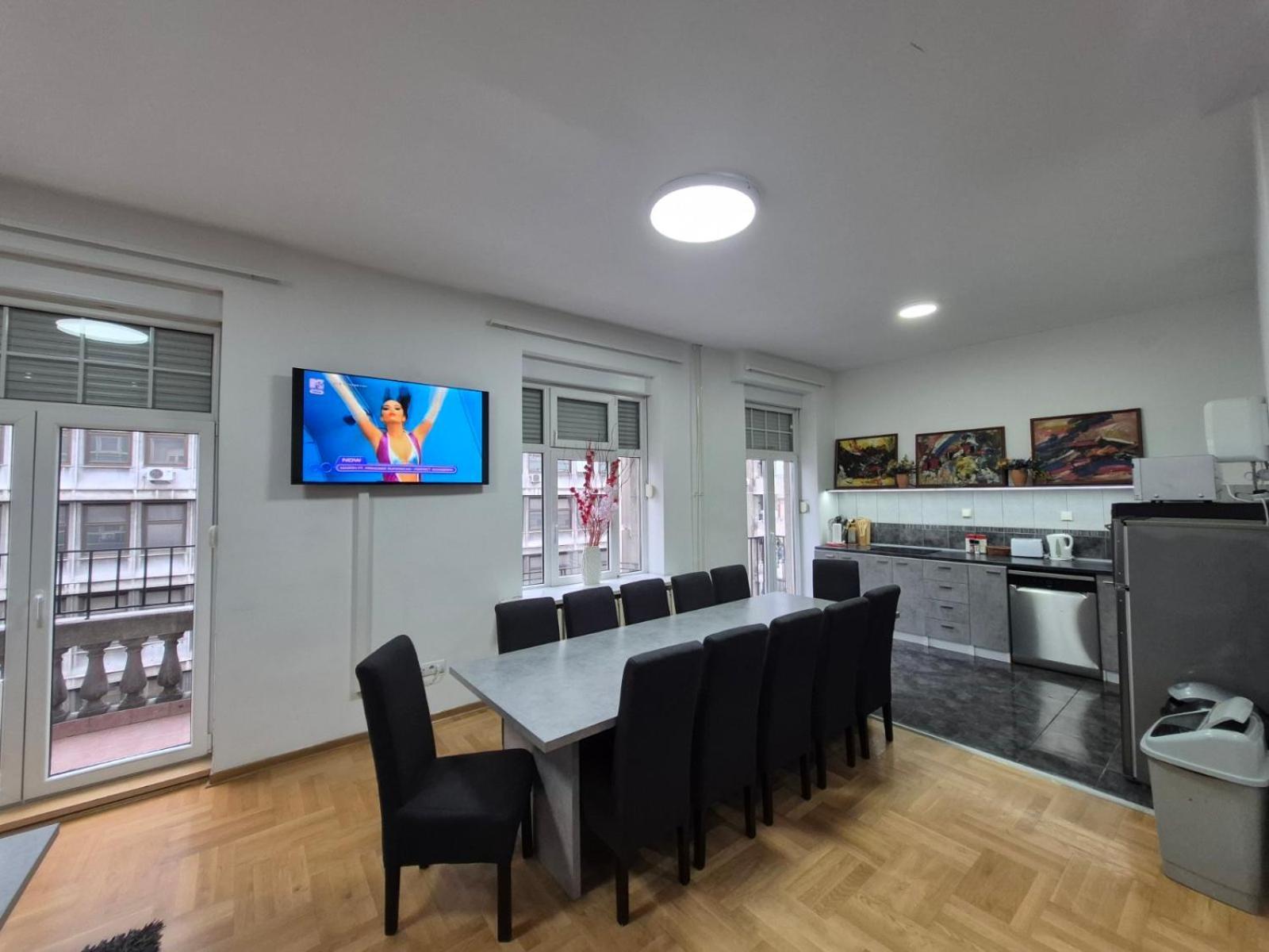 Authentic Belgrade Centre Apartments For Large Groups, Republic Square - Up To 47 People In 5 Apartments Room photo