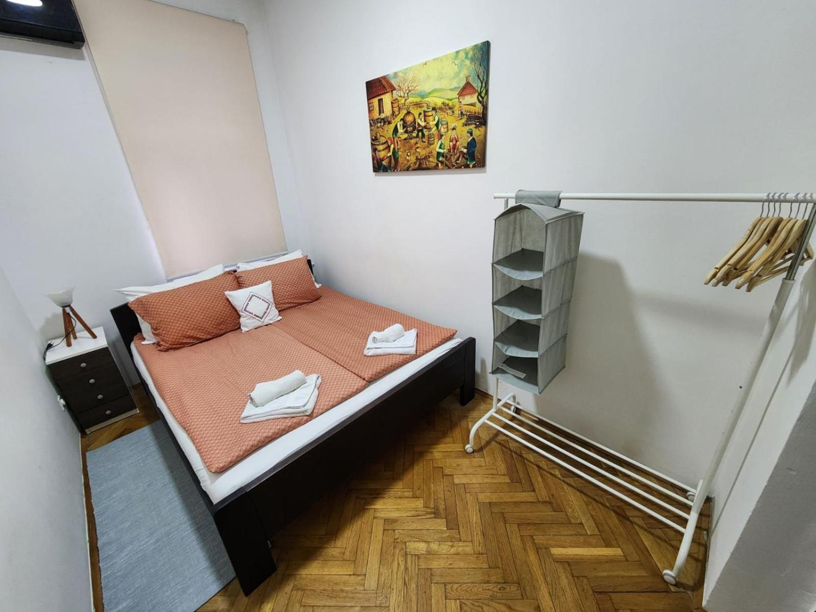 Authentic Belgrade Centre Apartments For Large Groups, Republic Square - Up To 47 People In 5 Apartments Room photo