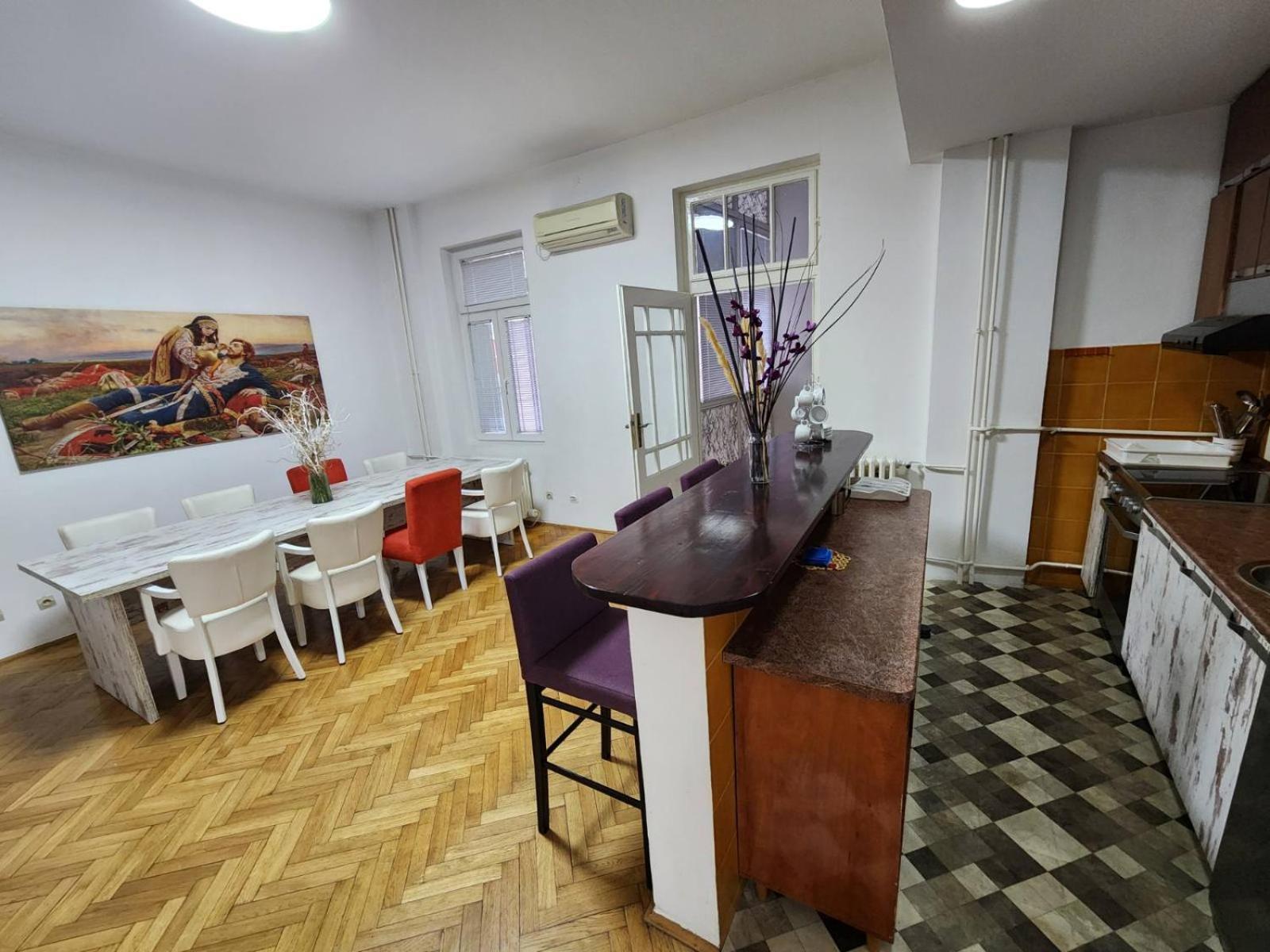 Authentic Belgrade Centre Apartments For Large Groups, Republic Square - Up To 47 People In 5 Apartments Room photo